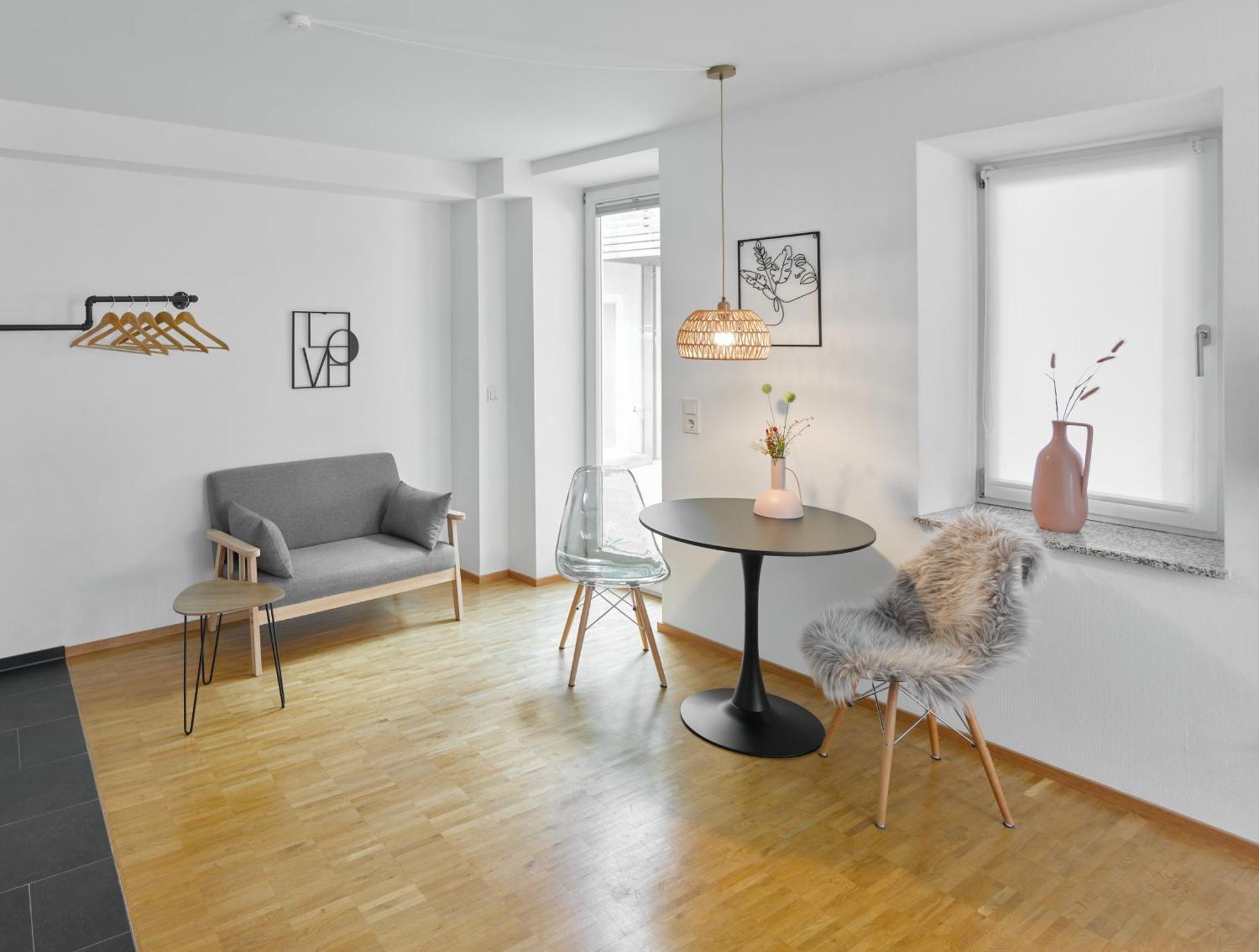 ☆Design Apartment Zentral☆200M Vom Marktplatz☆Ruhige Altstadtlage☆ Reutlingen Exteriör bild